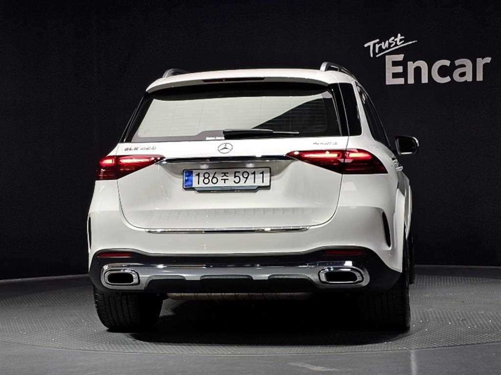 Mercedes Benz GLE Class - Vista 6