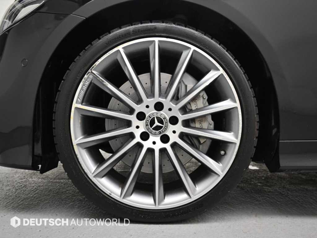 Mercedes Benz E class - Vista 7