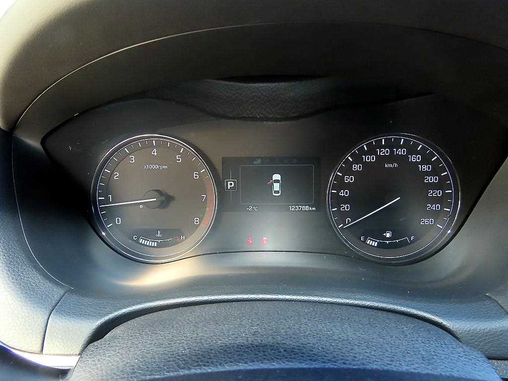 HYUNDAI Genesis 2016 Negro - Importación desde Corea - HF Imports Iquique - Foto 19