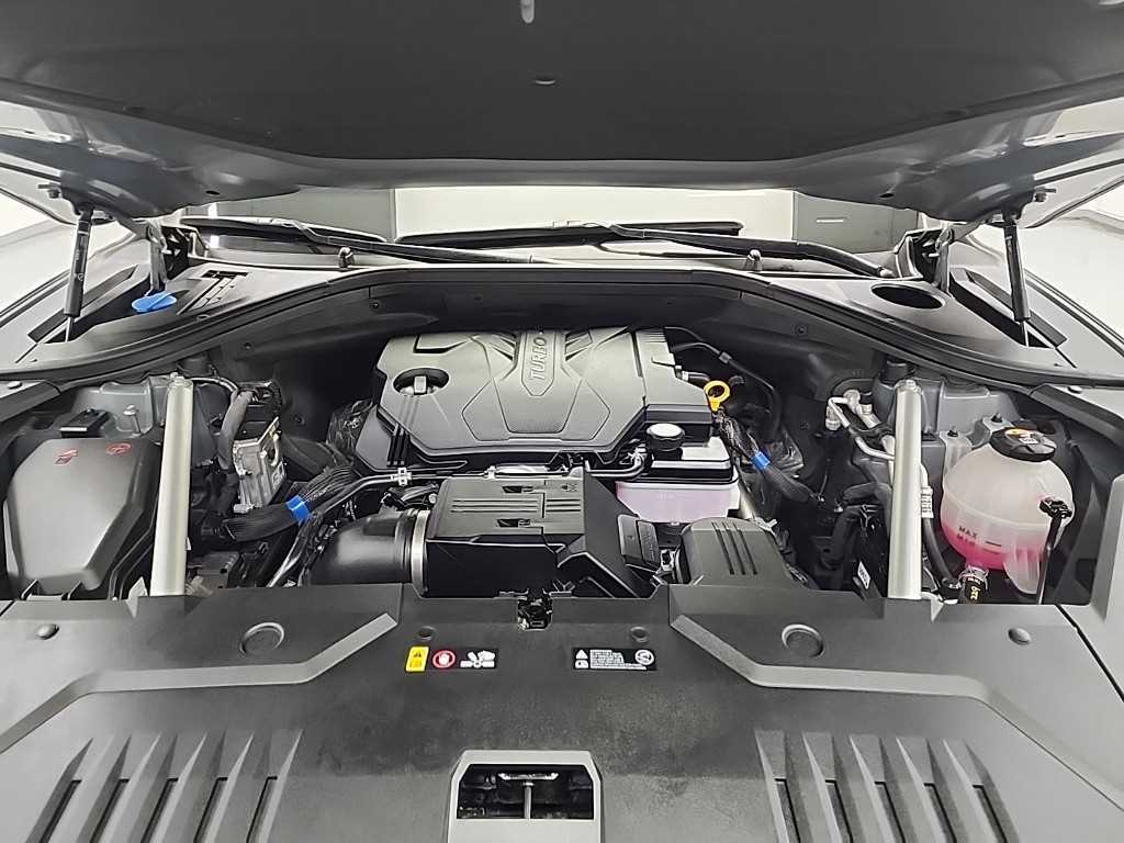 Genesis GV70 - Vista 7