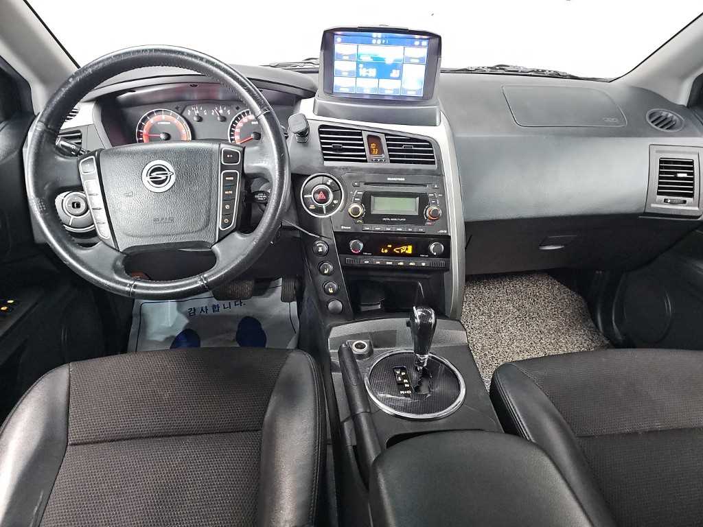 Ssangyong Korando - Vista 9