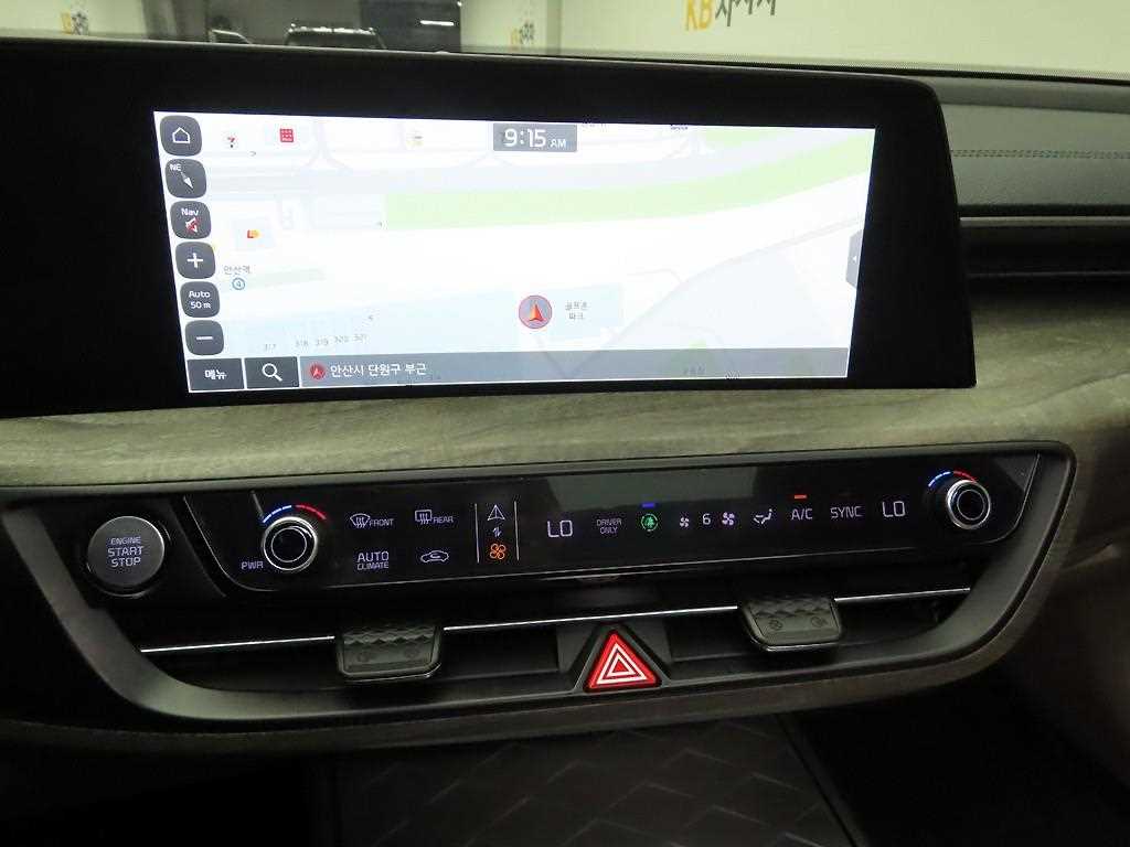 KIA K8 - Vista 12