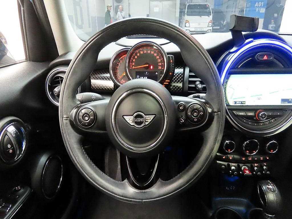 Mini Cooper - Vista 9