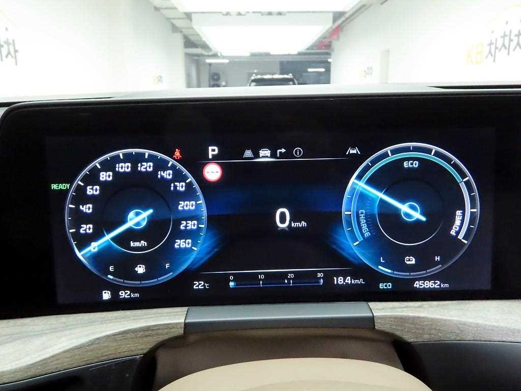 KIA K8 - Vista 8