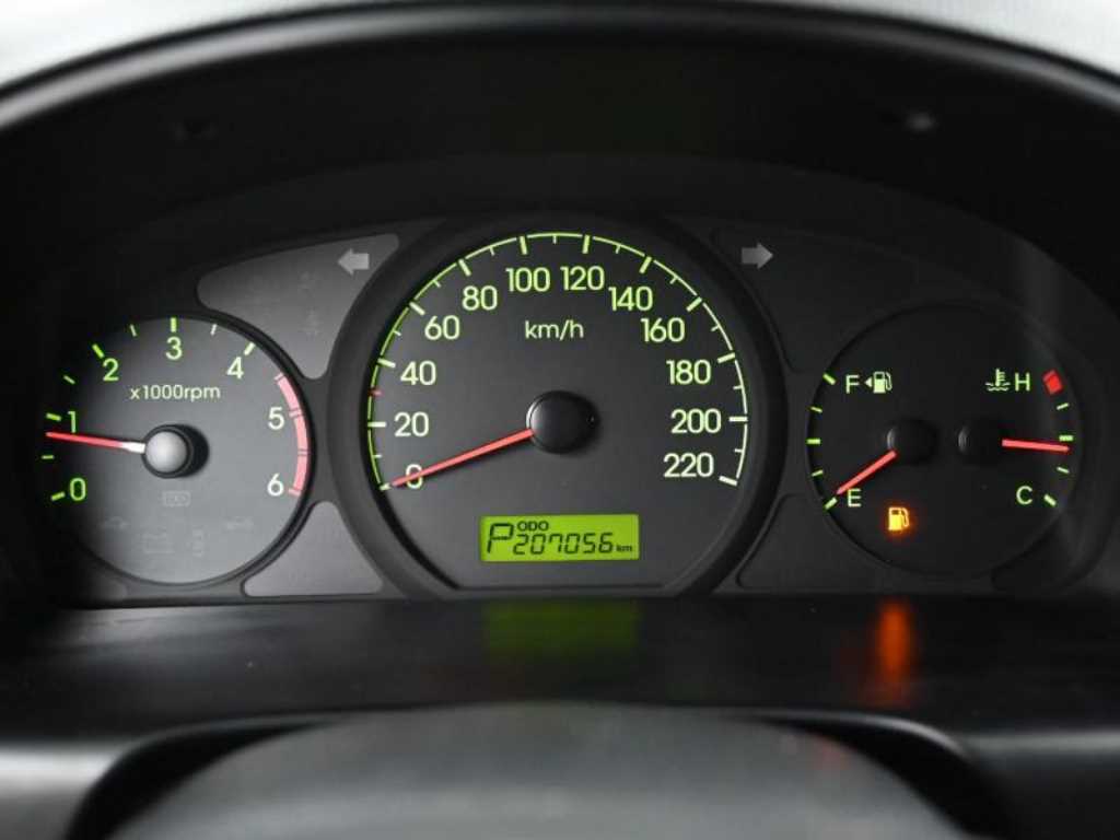 HYUNDAI Starex - Vista 7
