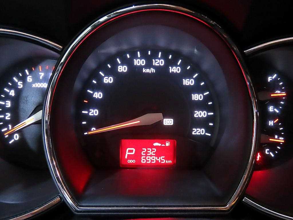 KIA Pride - Vista 11