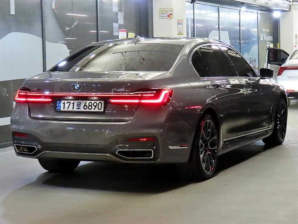 BMW 7 Series - Vista 6