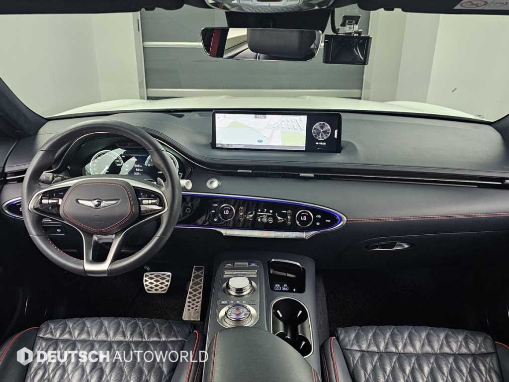 Genesis GV70 - Vista 9