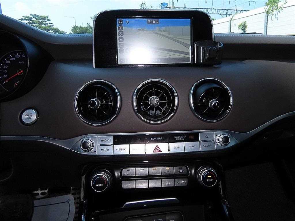 KIA Stinger 2017 Blanco - Importación desde Corea - HF Imports Iquique - Foto 16