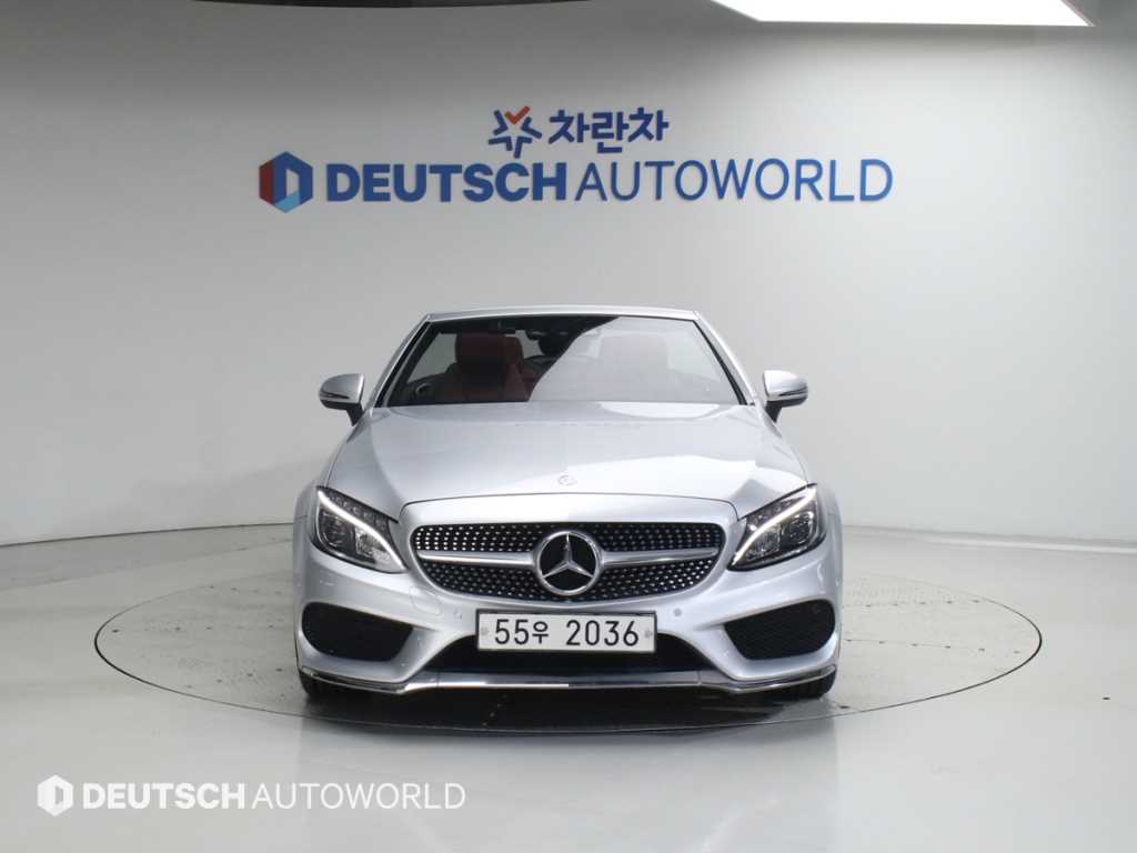 Mercedes Benz C Class - Vista 3