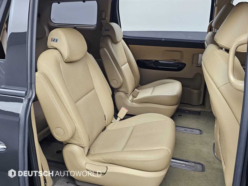 KIA Carnival 2018 Negro - Importación desde Corea - HF Imports Iquique - Foto 14