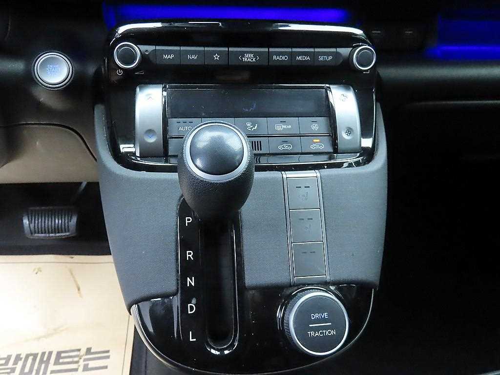 HYUNDAI Casper - Vista 11