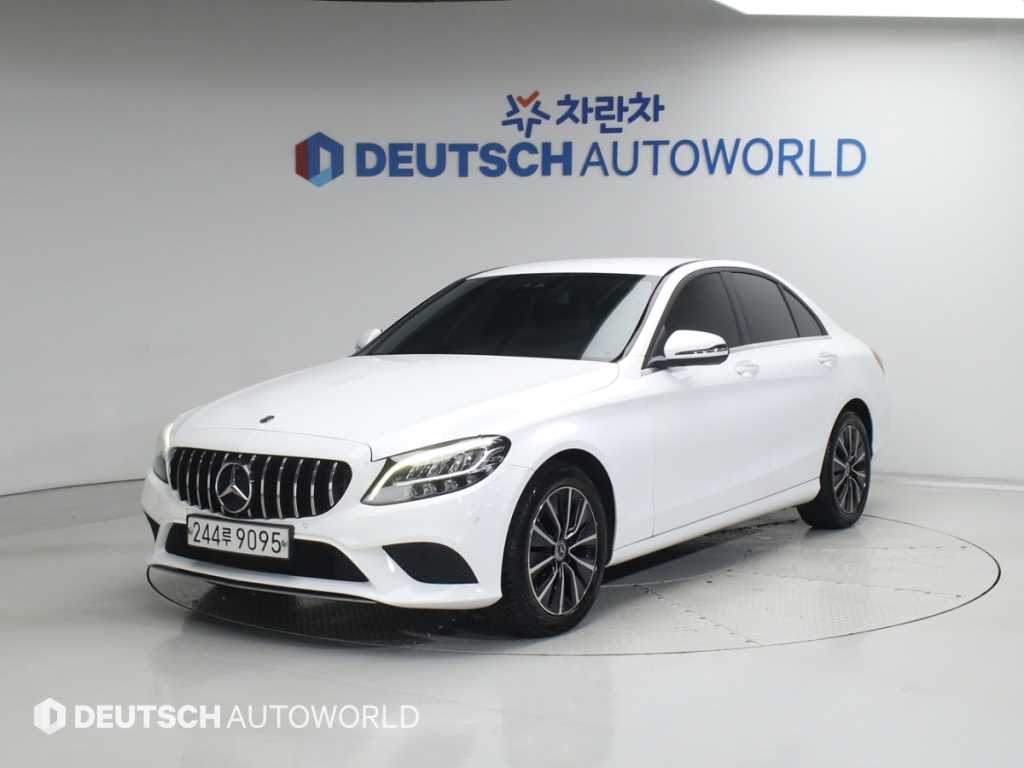 Mercedes Benz C Class 2019 Blanco - Importación desde Corea - HF Imports Iquique - Foto 1