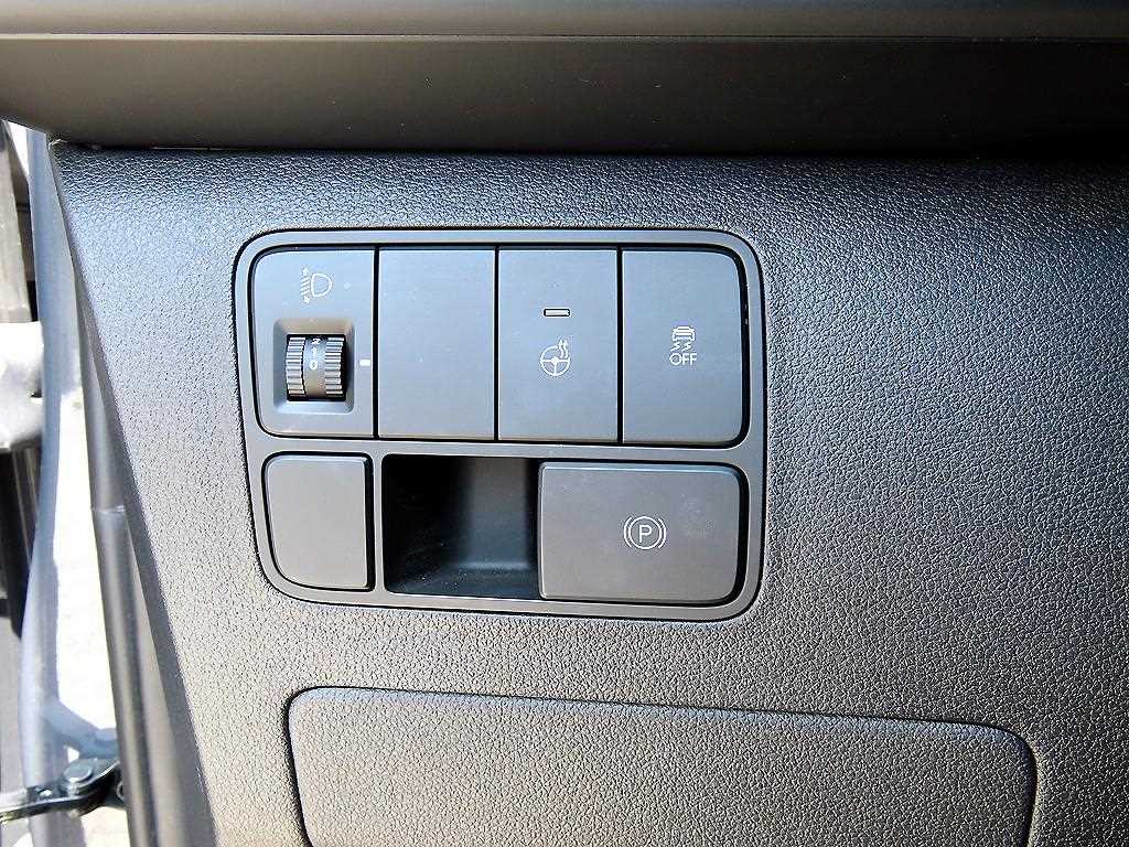 HYUNDAI Staria 2024 Gris - Importación desde Corea - HF Imports Iquique - Foto 14