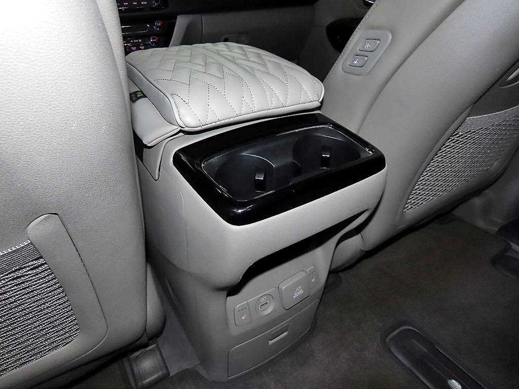 KIA Carnival 2019 Negro - Importación desde Corea - HF Imports Iquique - Foto 17