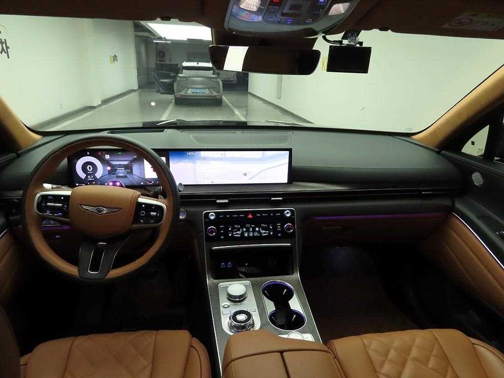Genesis GV80 - Vista 8