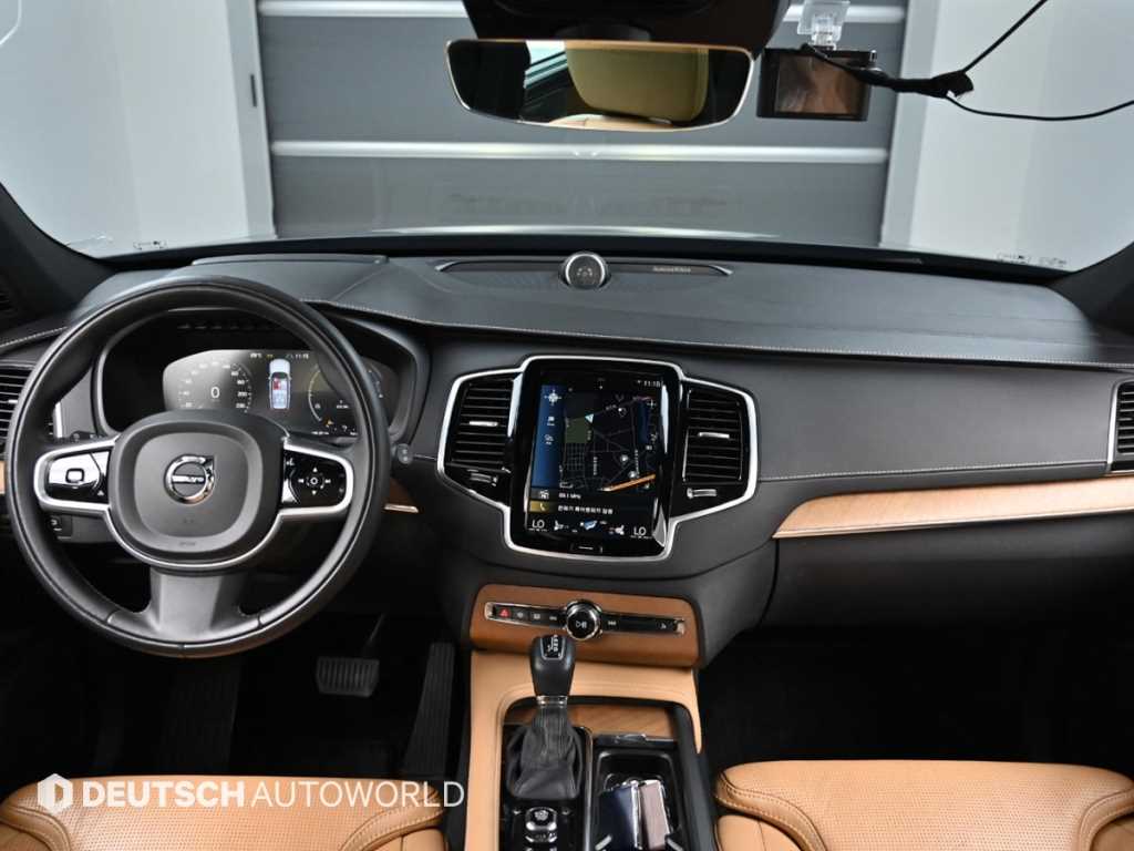 Volvo XC90 - Vista 10