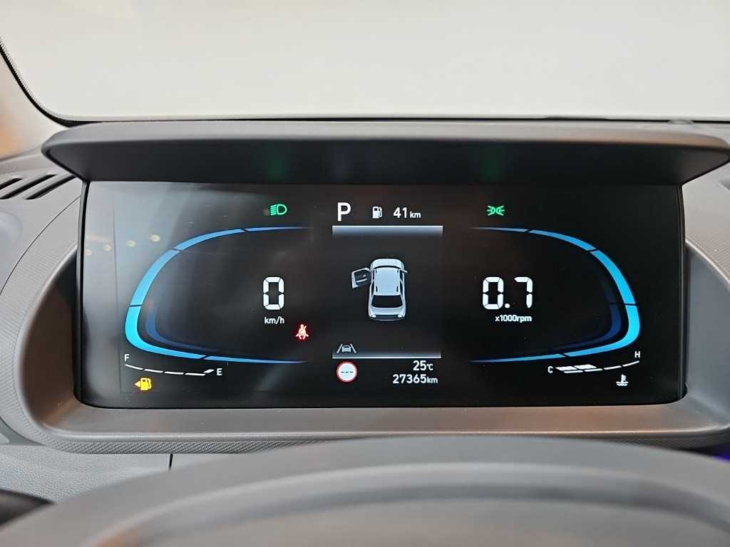 HYUNDAI Casper - Vista 7