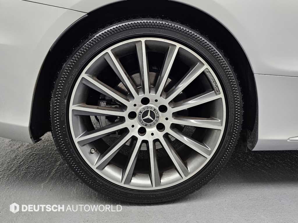 Mercedes Benz C Class - Vista 7