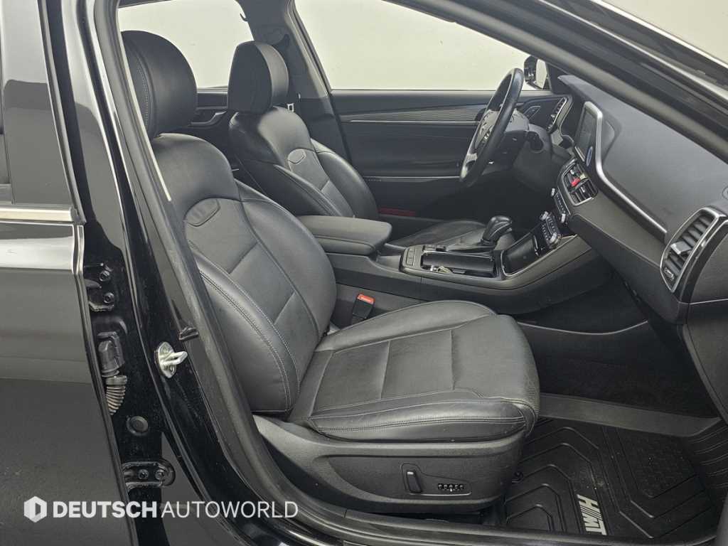 HYUNDAI Grandeur - Vista 12