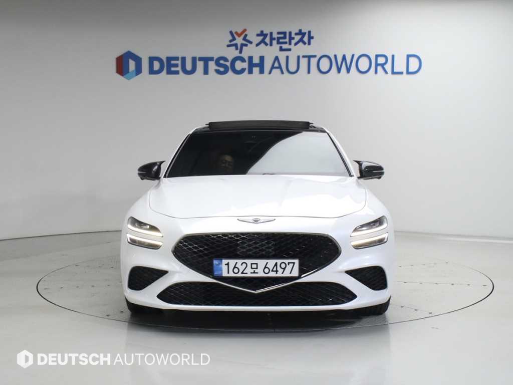 Genesis G70 - Vista 3