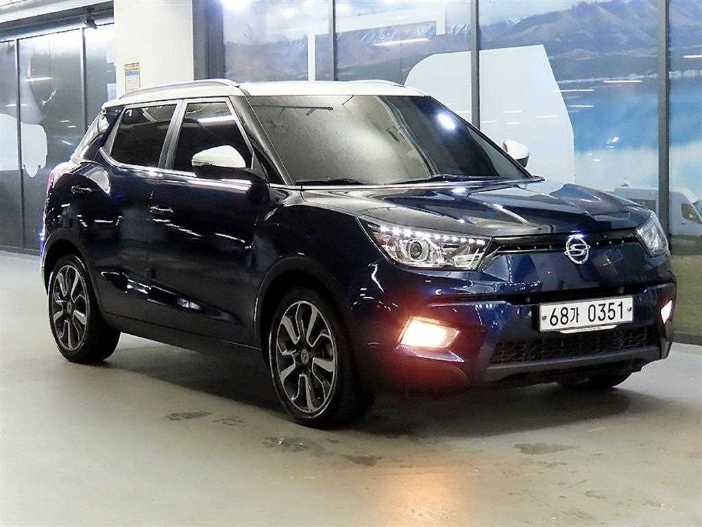 Ssangyong Tivoli 2016 Azul - Importación desde Corea - HF Imports Iquique - Foto 1