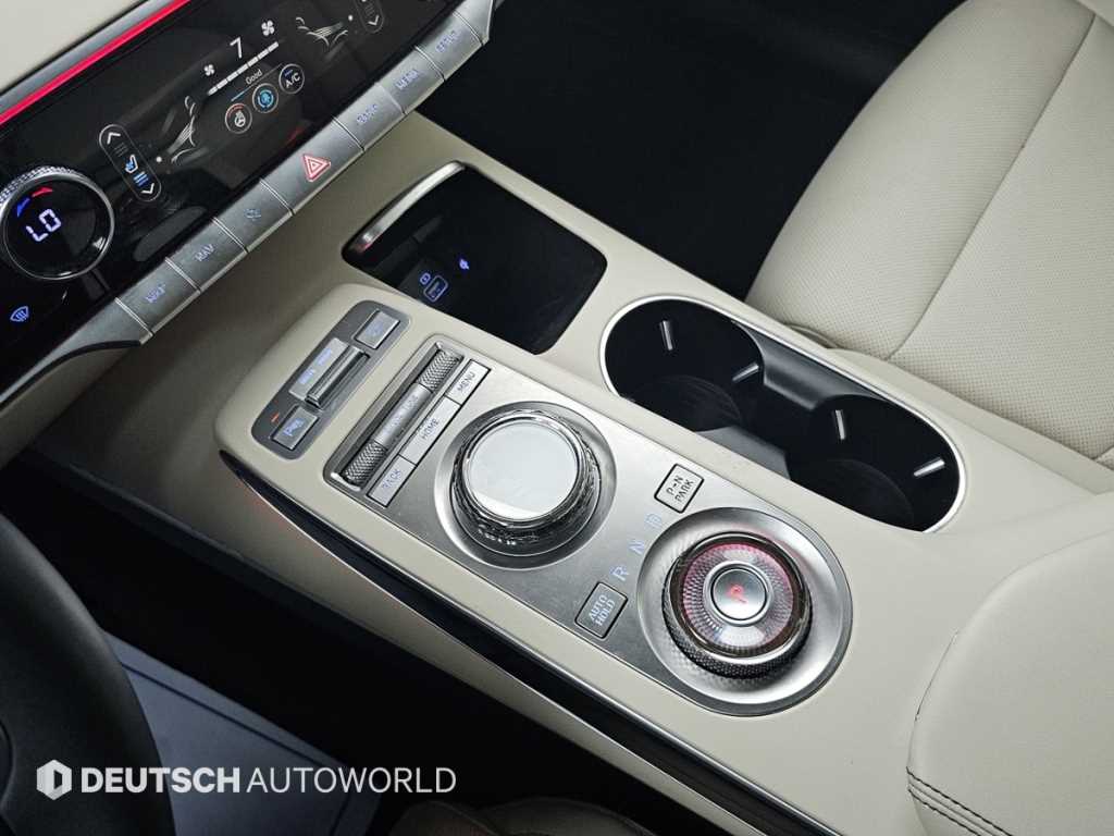 Genesis GV70 - Vista 11