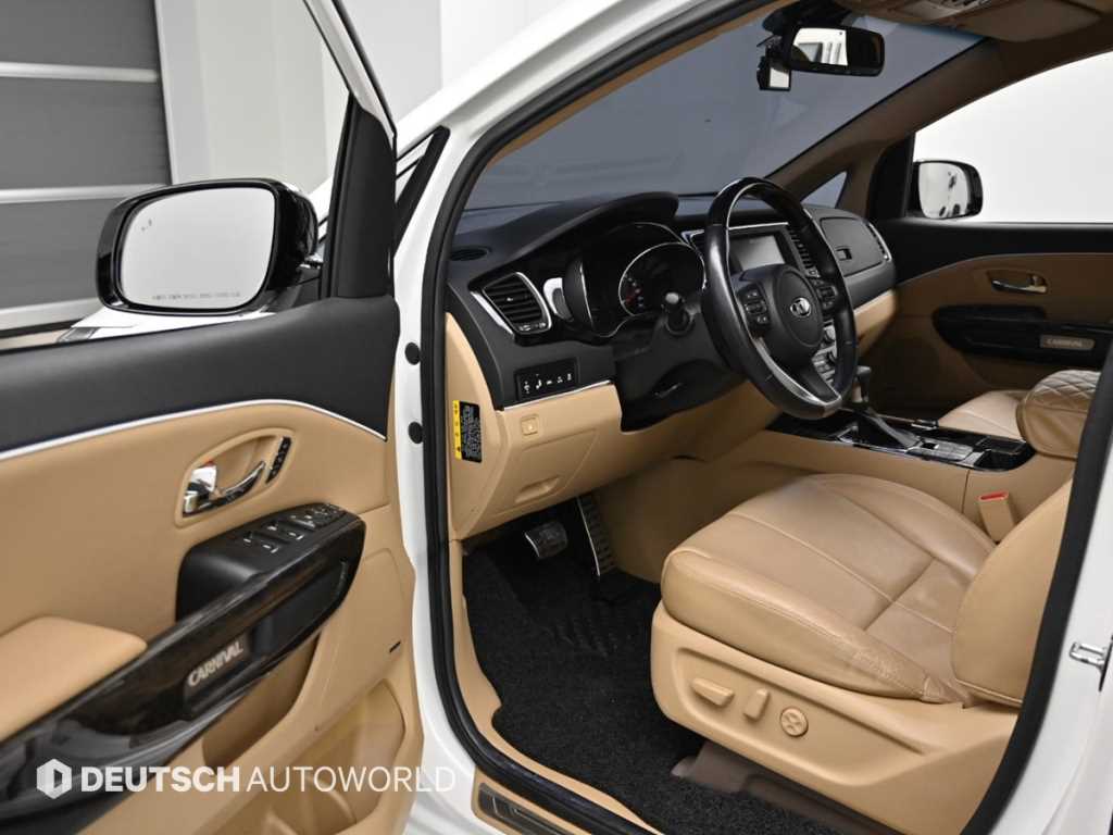 KIA Carnival 2019 Blanco - Importación desde Corea - HF Imports Iquique - Foto 13