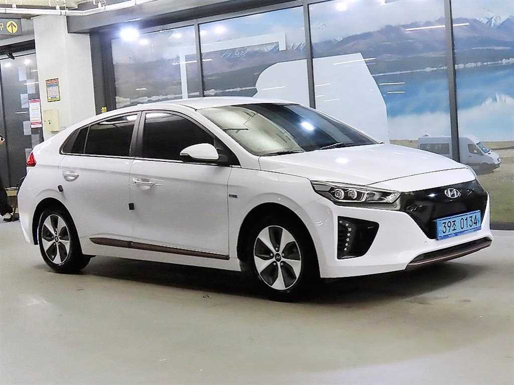 HYUNDAI Ioniq 2019 Blanco - Importación desde Corea - HF Imports Iquique - Foto 1