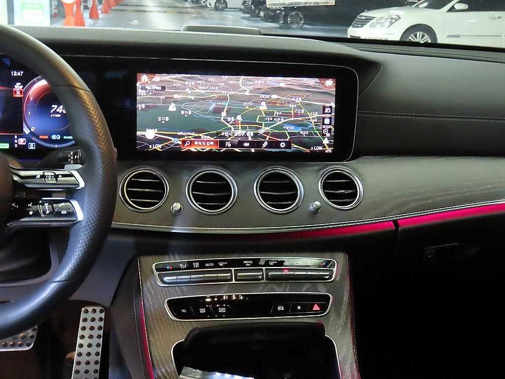 Mercedes Benz E class 2021 Negro - Importación desde Corea - HF Imports Iquique - Foto 13