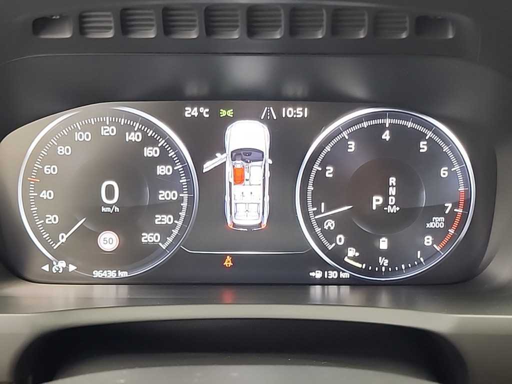 Volvo XC90 - Vista 8
