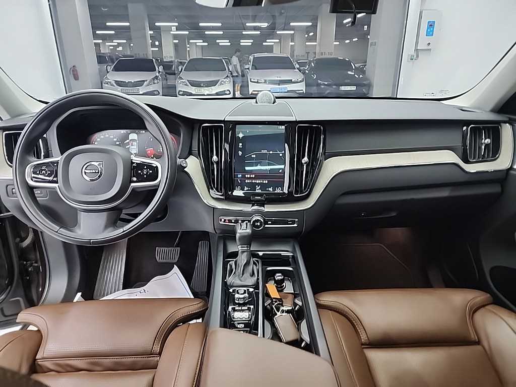 Volvo XC60 - Vista 9