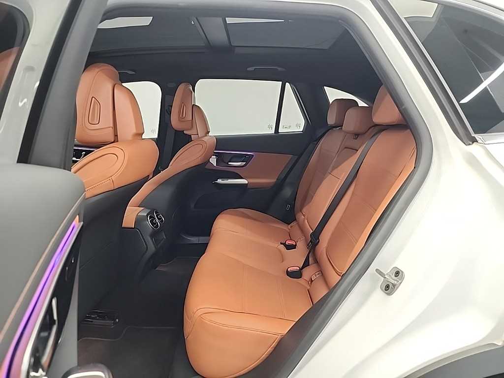 Mercedes Benz GLC Class 2024 Blanco - Importación desde Corea - HF Imports Iquique - Foto 14