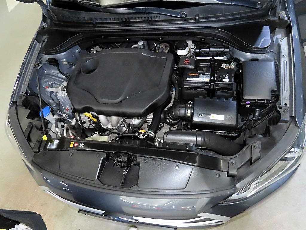 HYUNDAI Avante 2016 Gris - Importación desde Corea - HF Imports Iquique - Foto 19