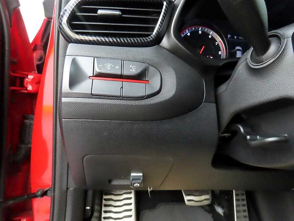 HYUNDAI Veloster 2018 Rojo - Importación desde Corea - HF Imports Iquique - Foto 14
