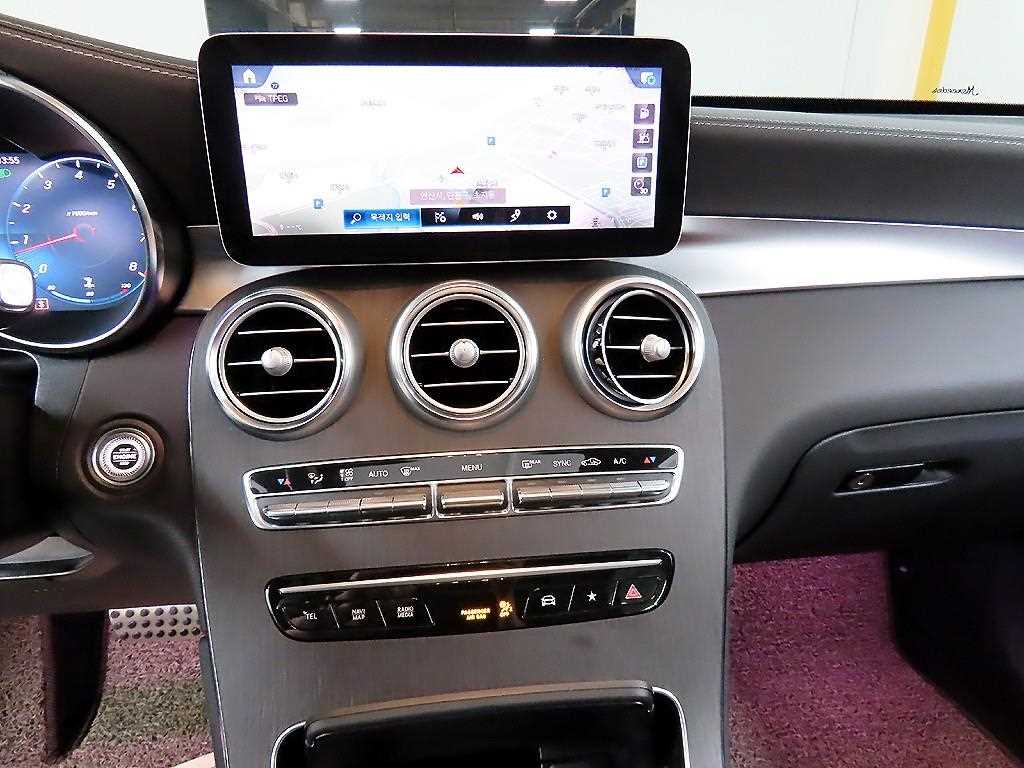 Mercedes Benz GLC Class 2022 Negro - Importación desde Corea - HF Imports Iquique - Foto 15