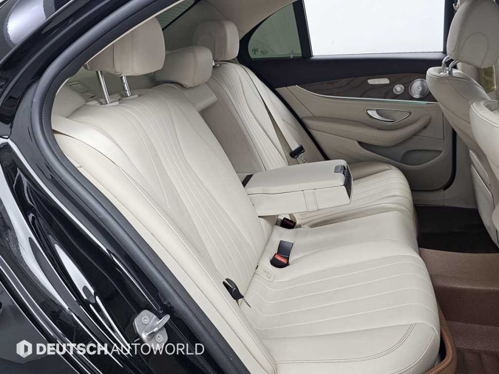 Mercedes Benz E class 2018 Negro - Importación desde Corea - HF Imports Iquique - Foto 14