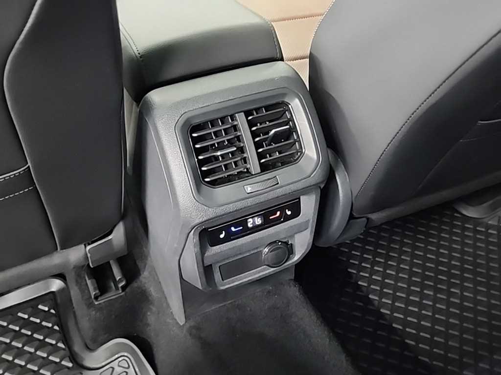 Volkswagen Tiguan 2022 Blanco - Importación desde Corea - HF Imports Iquique - Foto 15