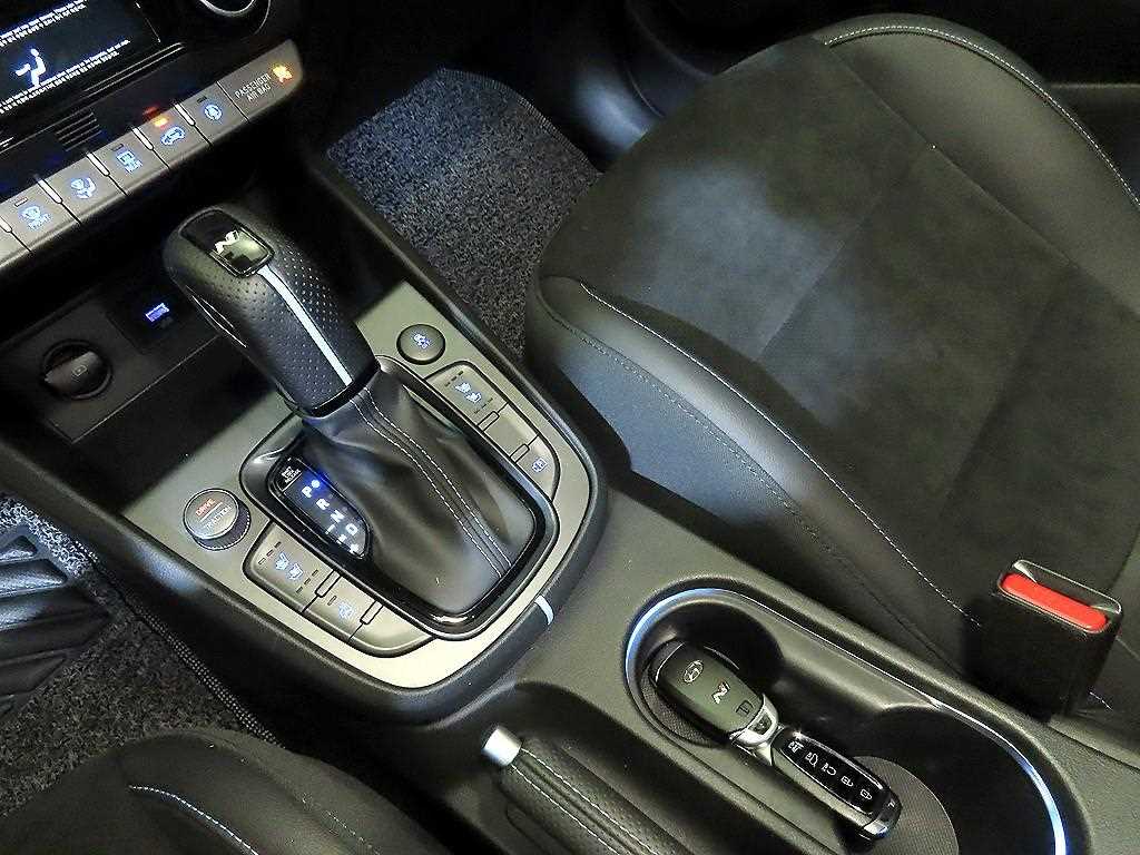 HYUNDAI Kona 2022 the color of pearl - Importación desde Corea - HF Imports Iquique - Foto 14