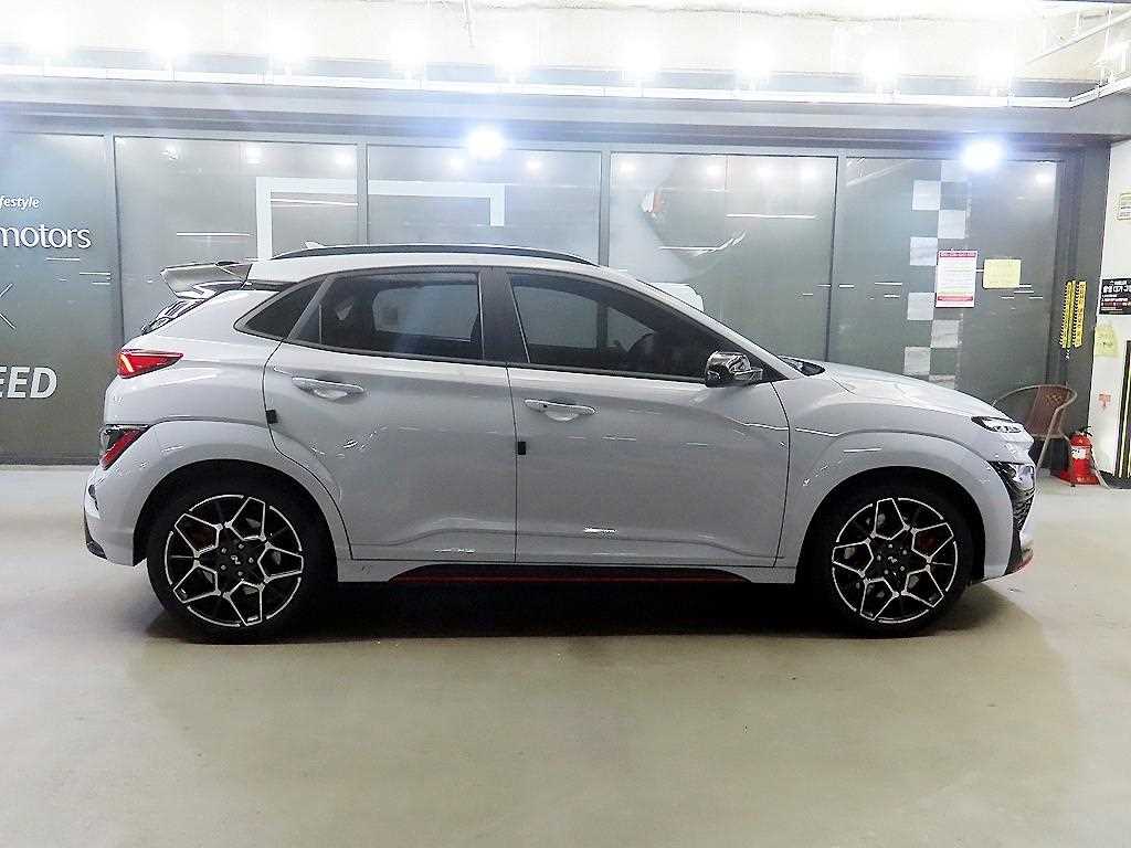 HYUNDAI Kona - Vista 3