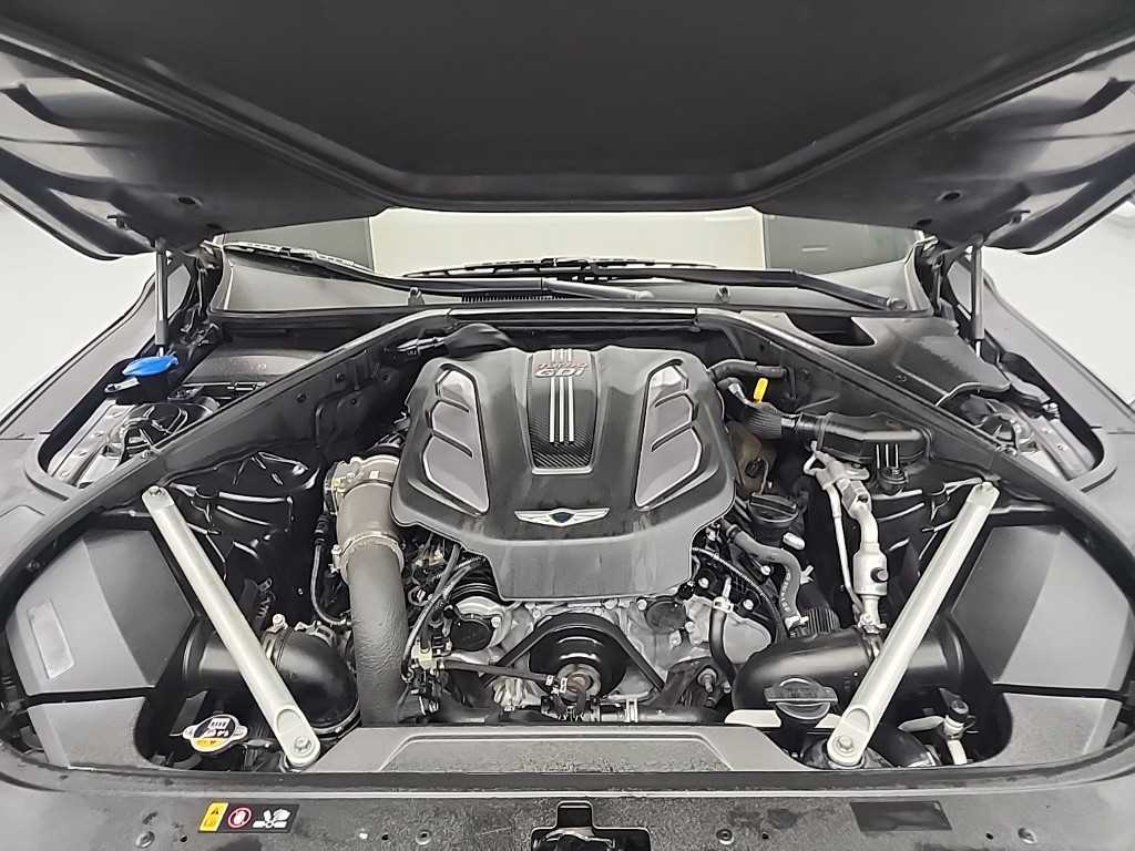 Genesis G90 - Vista 7