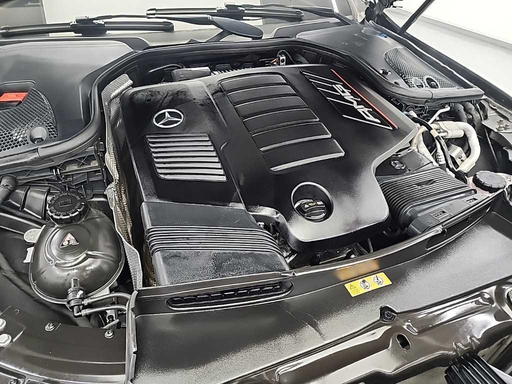 Mercedes Benz AMG GT - Vista 7