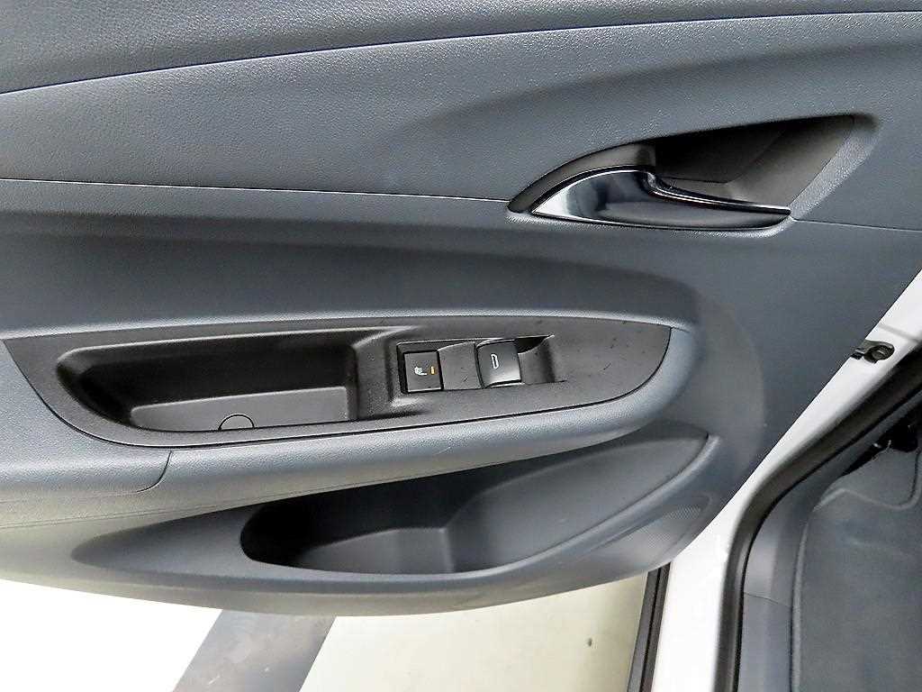 Chevrolet Bolt 2019 Blanco - Importación desde Corea - HF Imports Iquique - Foto 13