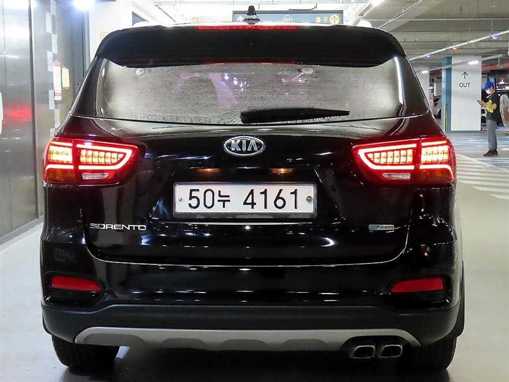 KIA Sorento - Vista 7