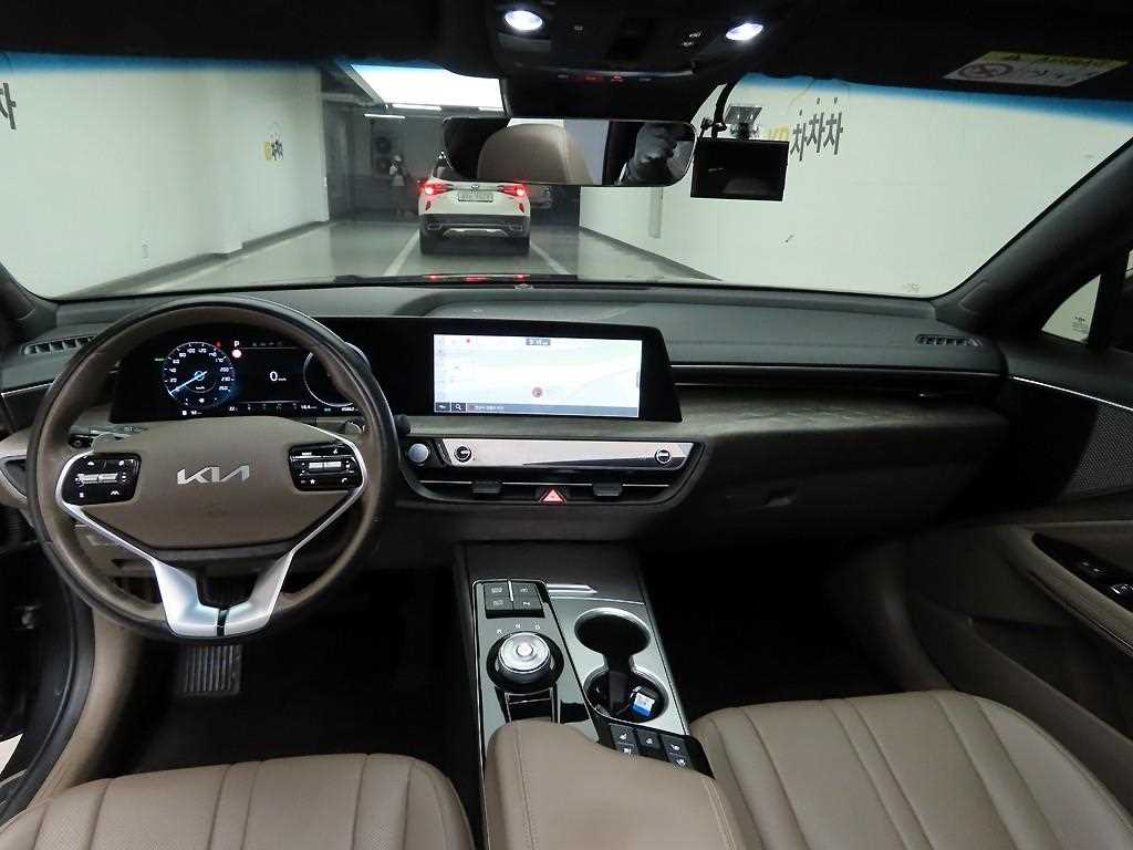 KIA K8 - Vista 9