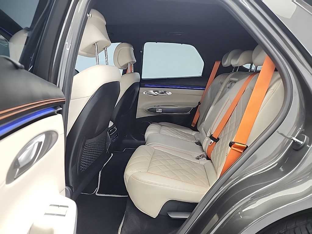 Genesis GV70 2024 Gris - Importación desde Corea - HF Imports Iquique - Foto 14