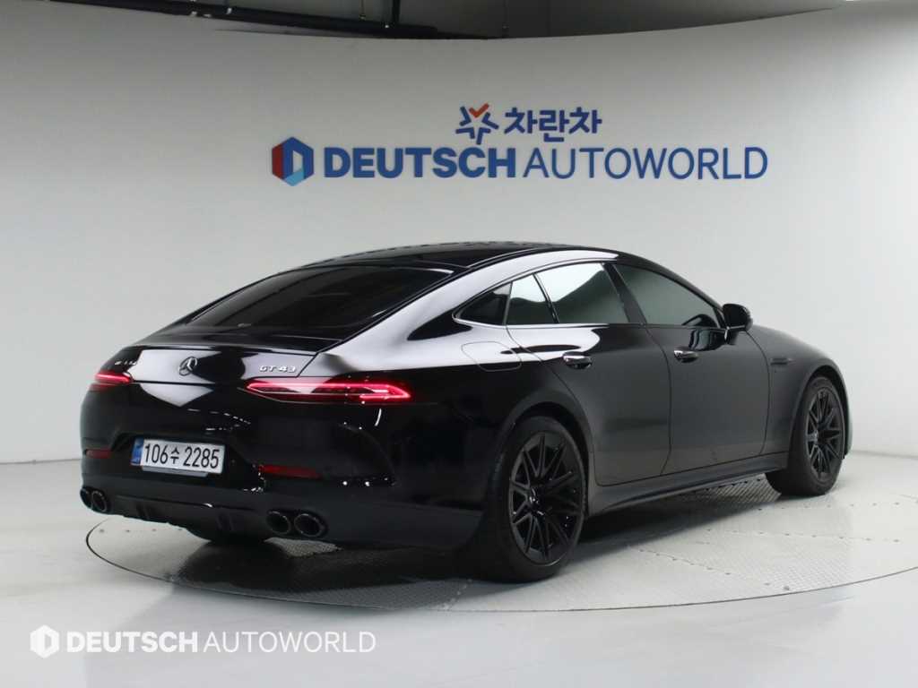 Mercedes Benz AMG GT - Vista 2
