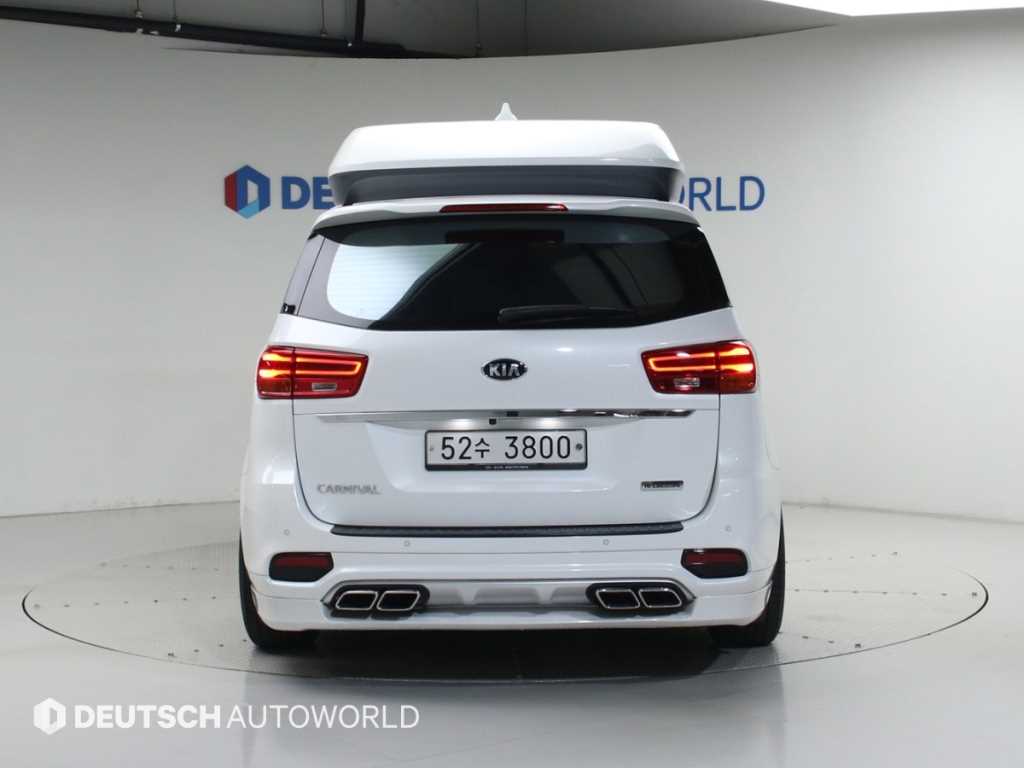 KIA Carnival - Vista 6