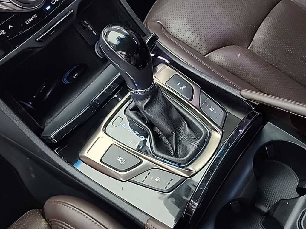 HYUNDAI Grandeur - Vista 10