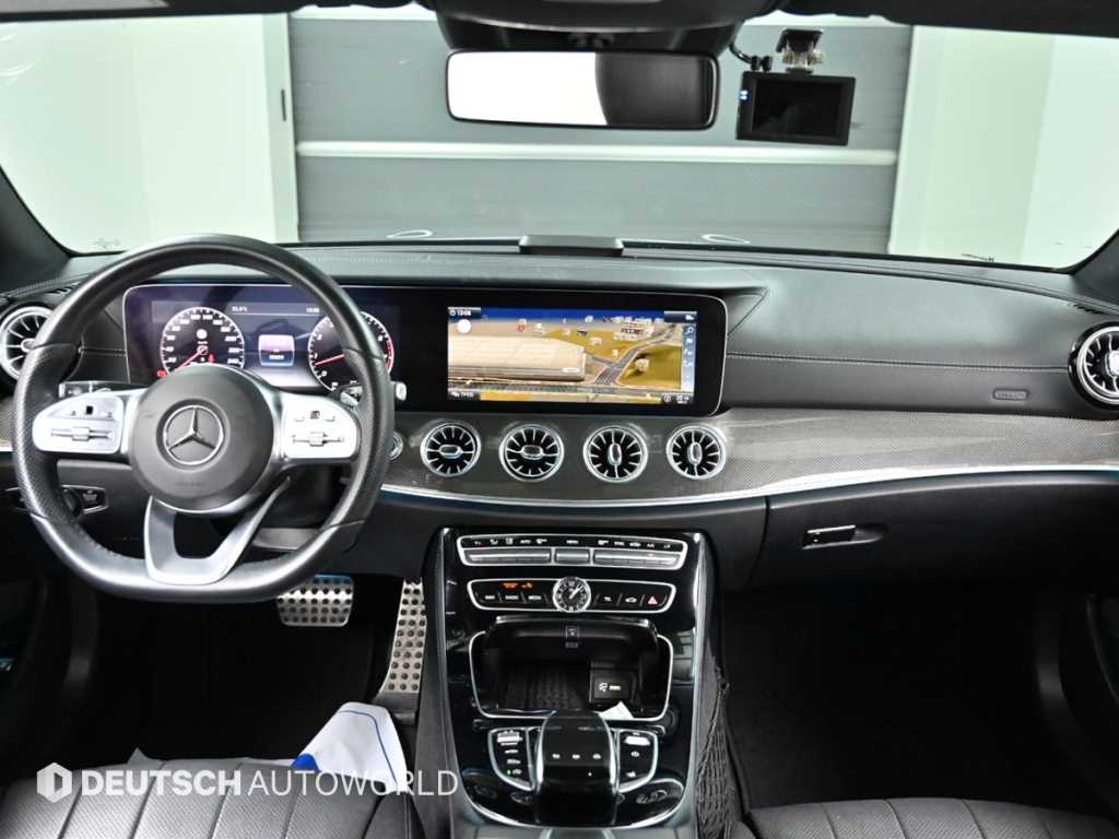 Mercedes Benz E class - Vista 9